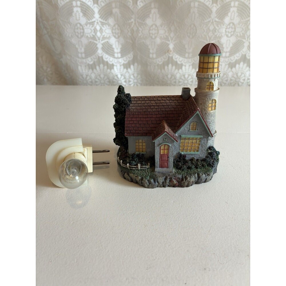 Thomas Kinkade Beacon Of Hope Lighthouse Sculpted Night Light VTG Cottagecore